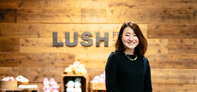 LUSH_top