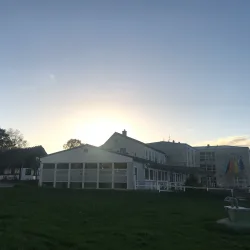 Folkehøjskole_W1170_top