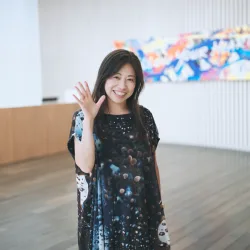 rieko-komiyama_W1170_top